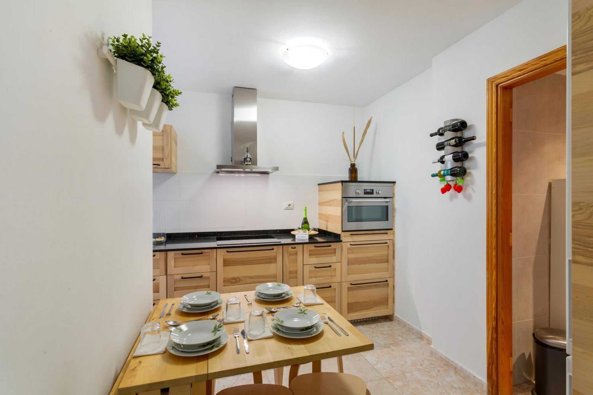Attaday Holidays Apartment *